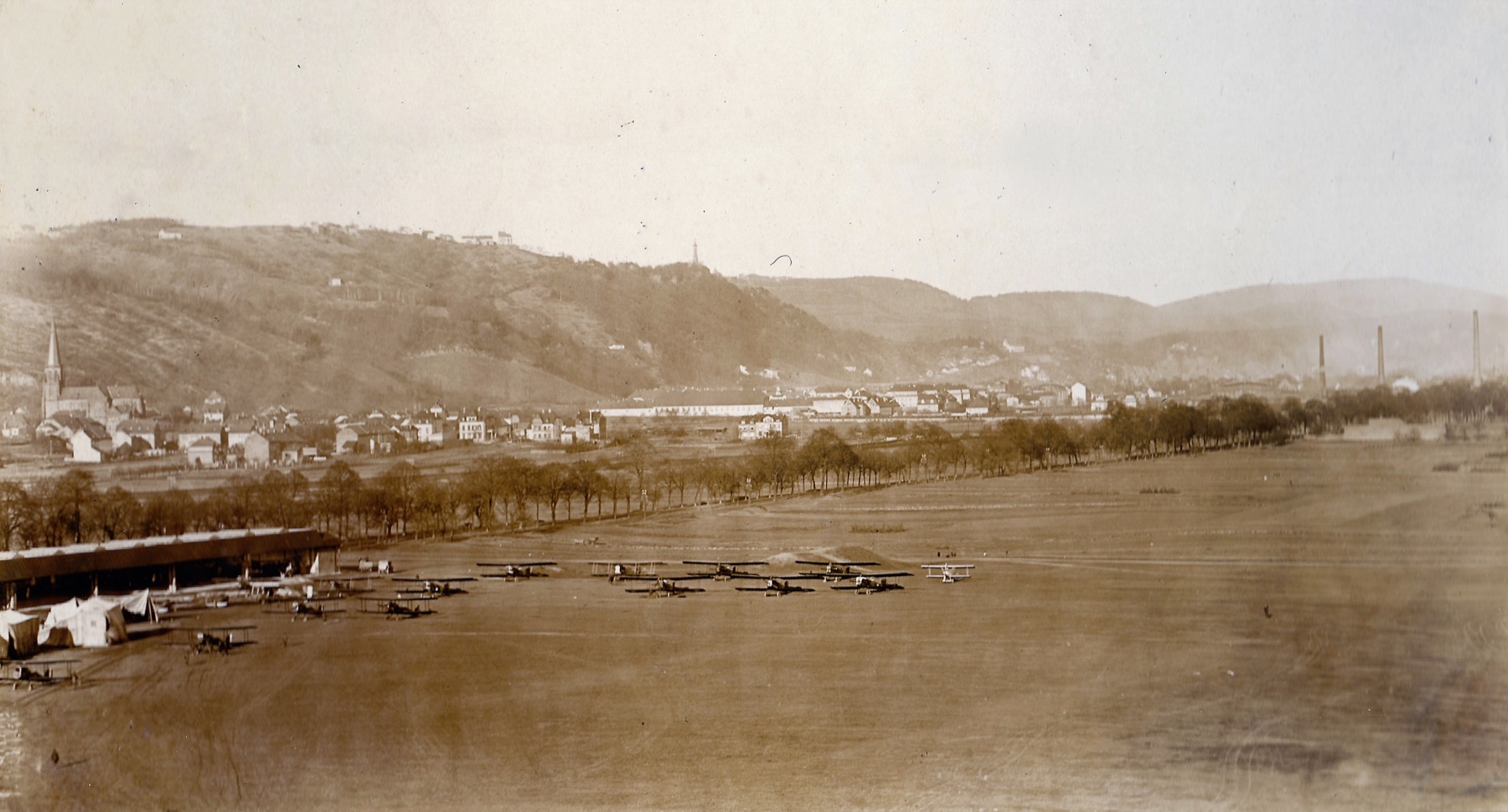 Airco DH.4 aircraft of the 91st Observation Squadron at Trier Airfield